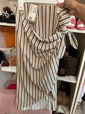 Striped skirt with tie detail